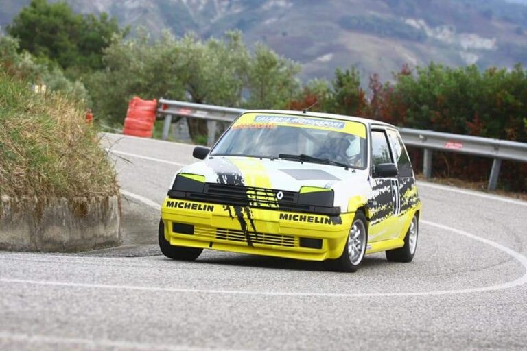 Foto-Mario-Gaccione-a-bordo-della-Renault-5-Turbo