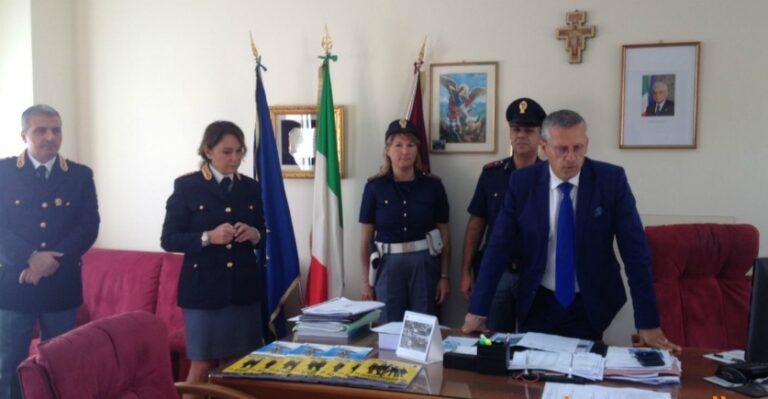 Foto-conferenza-questore
