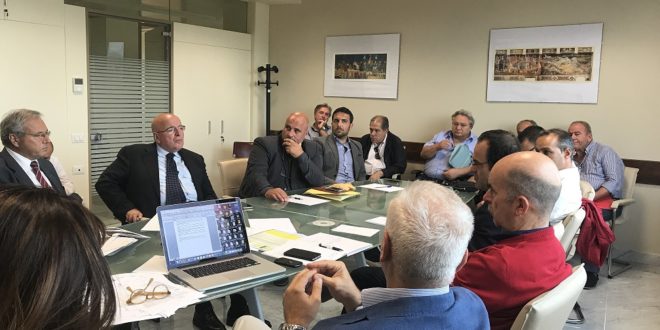 Soppressione-passaggi-a-livello-sulla-linea-ferroviaria-Jonica-660x330