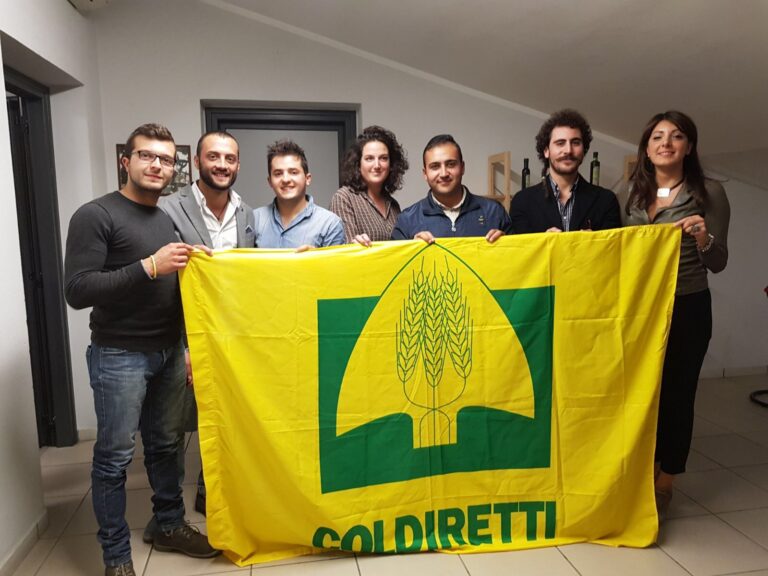 il-secondo-da-dx-Enrico-Parisi-I-nuovi-vertici-dei-Gio-vani-Coldiretti