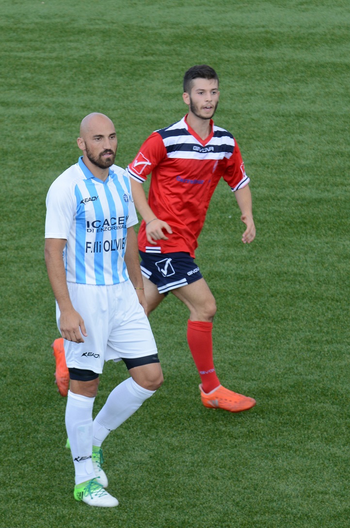 Marco-Foderaro-in-maglia-biancoazzurra