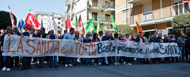 MANIFESTAZIONE_SANITA