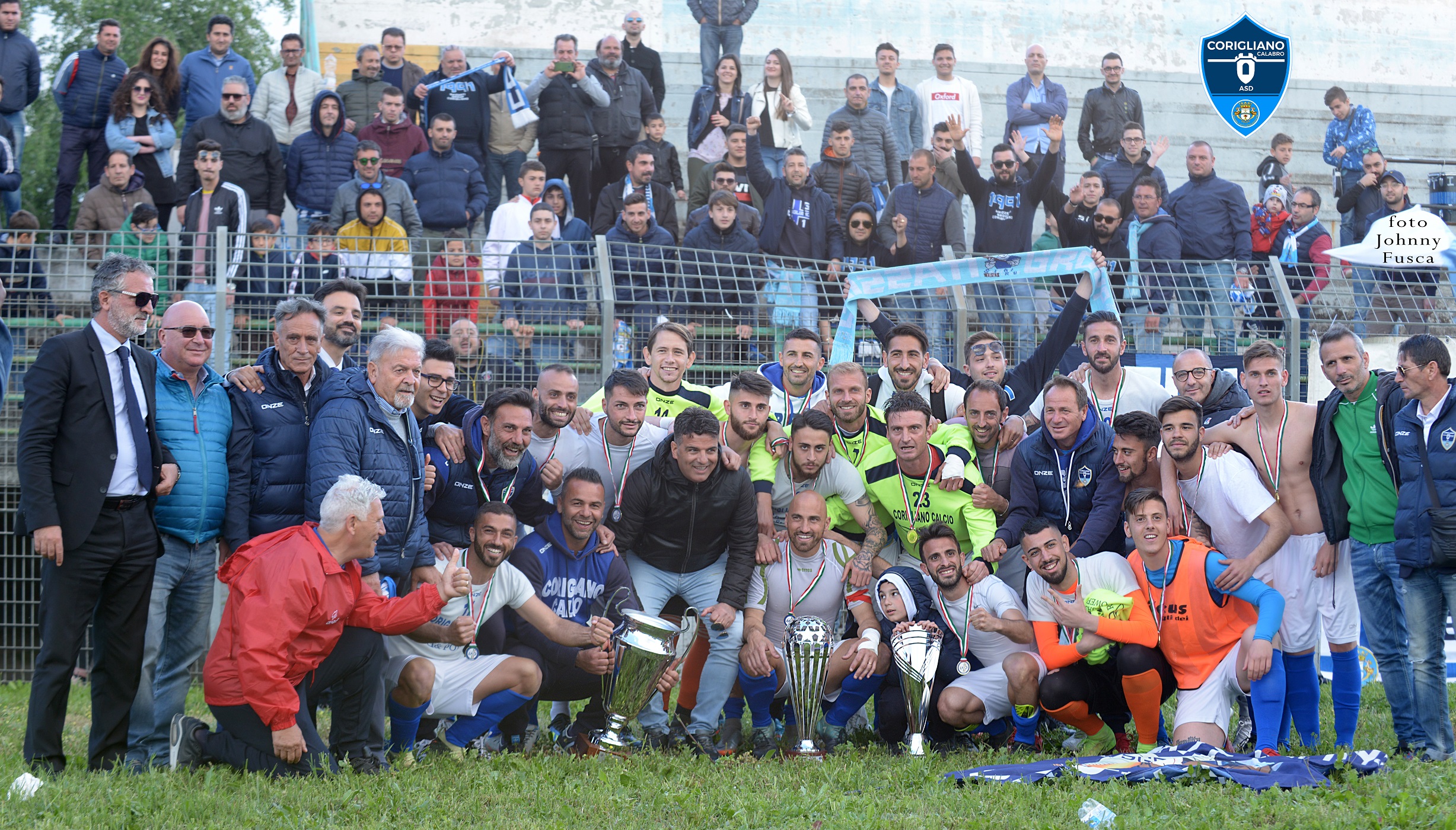 il_Corigliano_con_i_tre_trofei