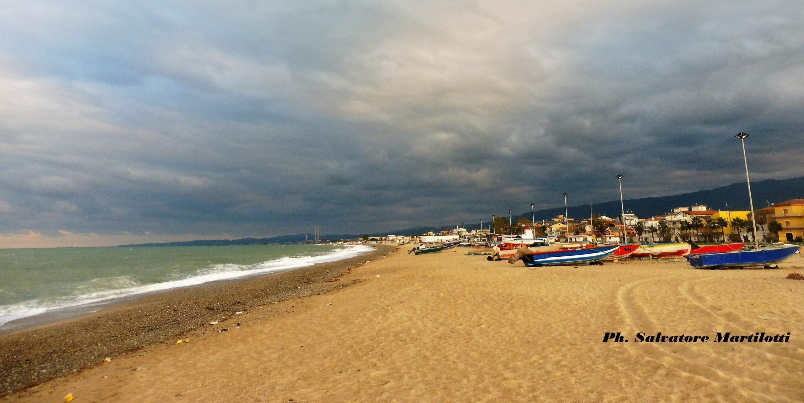 Spiaggia_dei_pescatori_di_Schiavonea_Ph_Salvatore_Martilottix