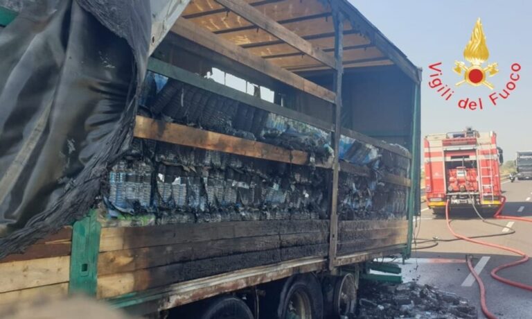 incendio_camion_cassano