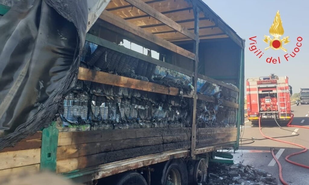 incendio_camion_cassano