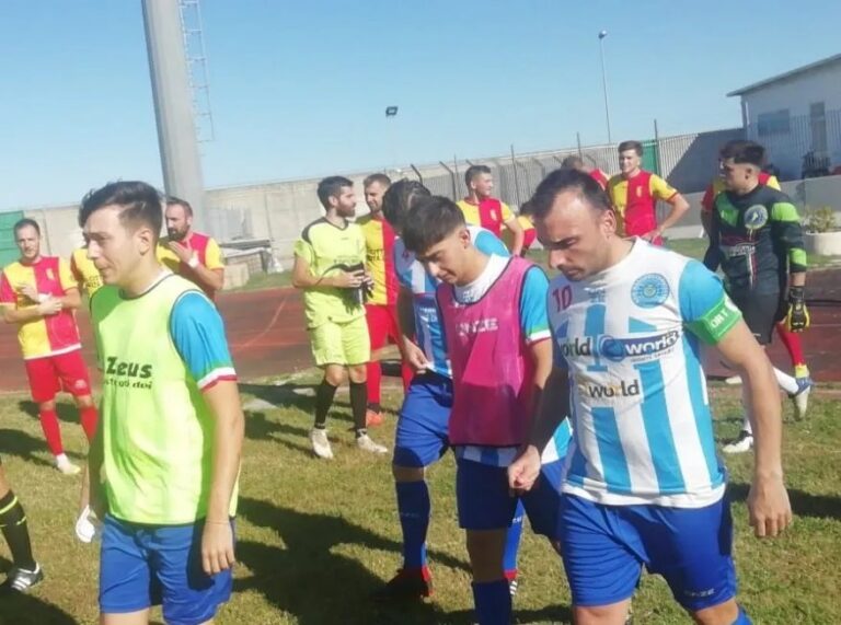 Rangers-Corigliano-gruppo-giocatori-02-10-22-e1665244389289