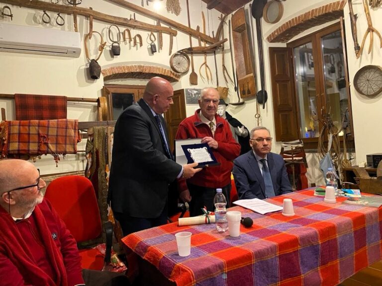 BENEMERENZA_PROF_DEMETRIO_EMMANUELE